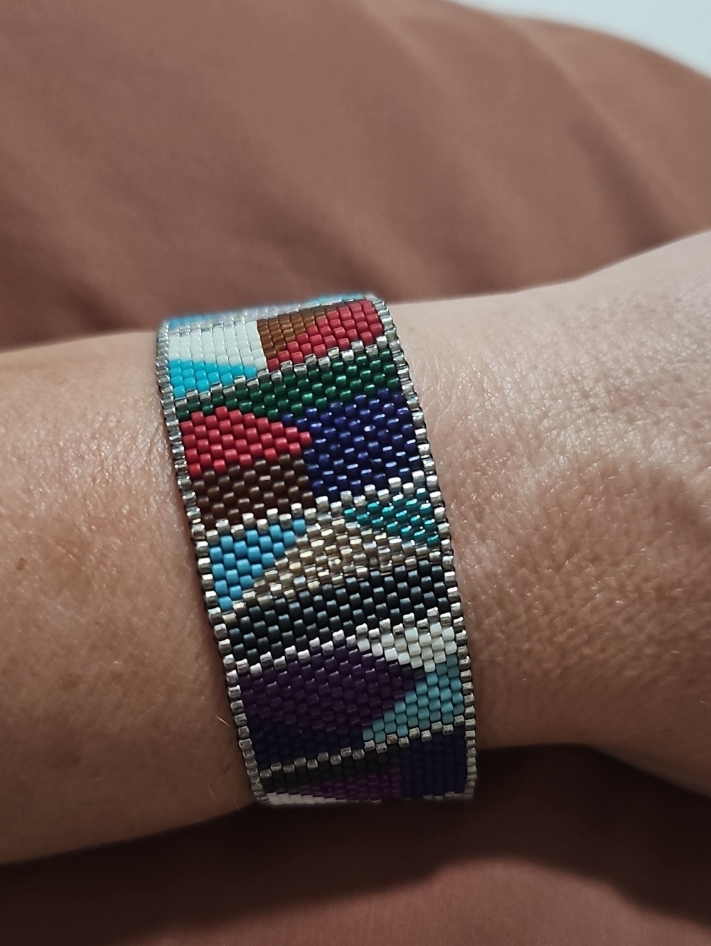 Handmade Geometric Bead Bracelet in Multicolor